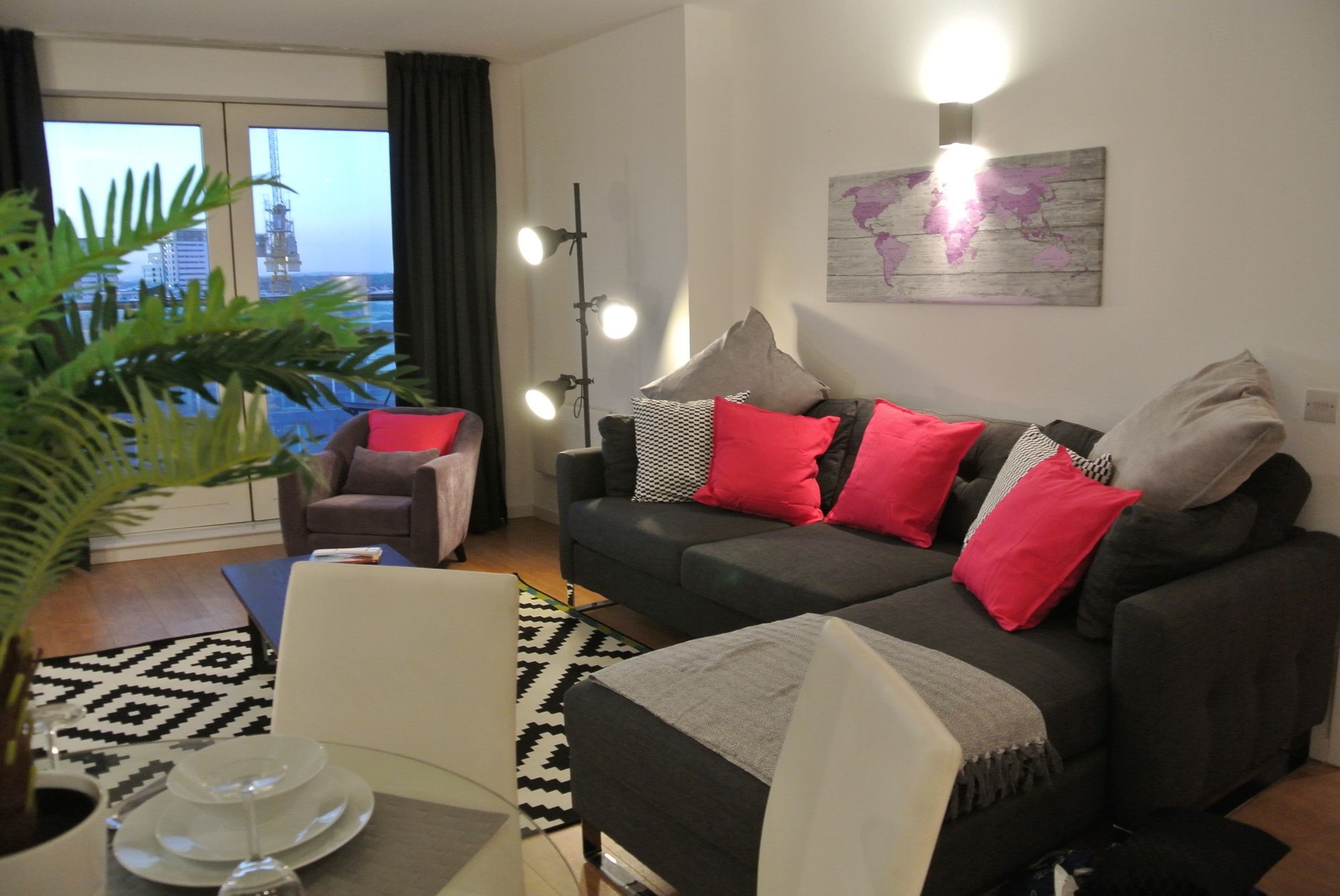 Approved Serviced Apartments Skyline Manchester Exterior photo